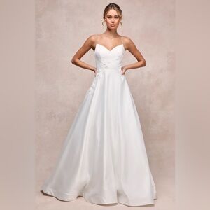 Lulus Luxe Flawless Radiance White Satin Floral Embroidered Maxi Dress Size 2